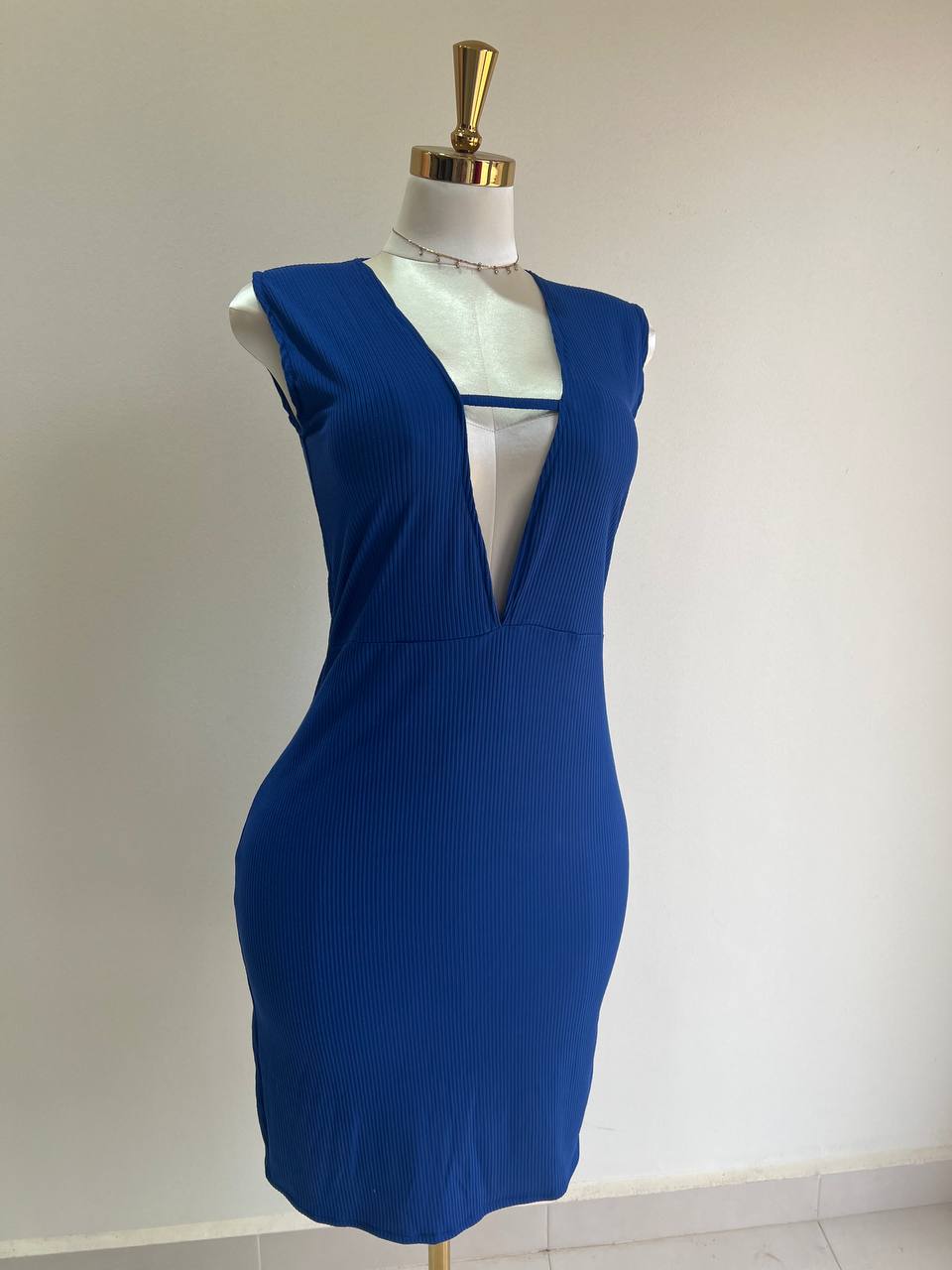 Robe décolleté – Image 3