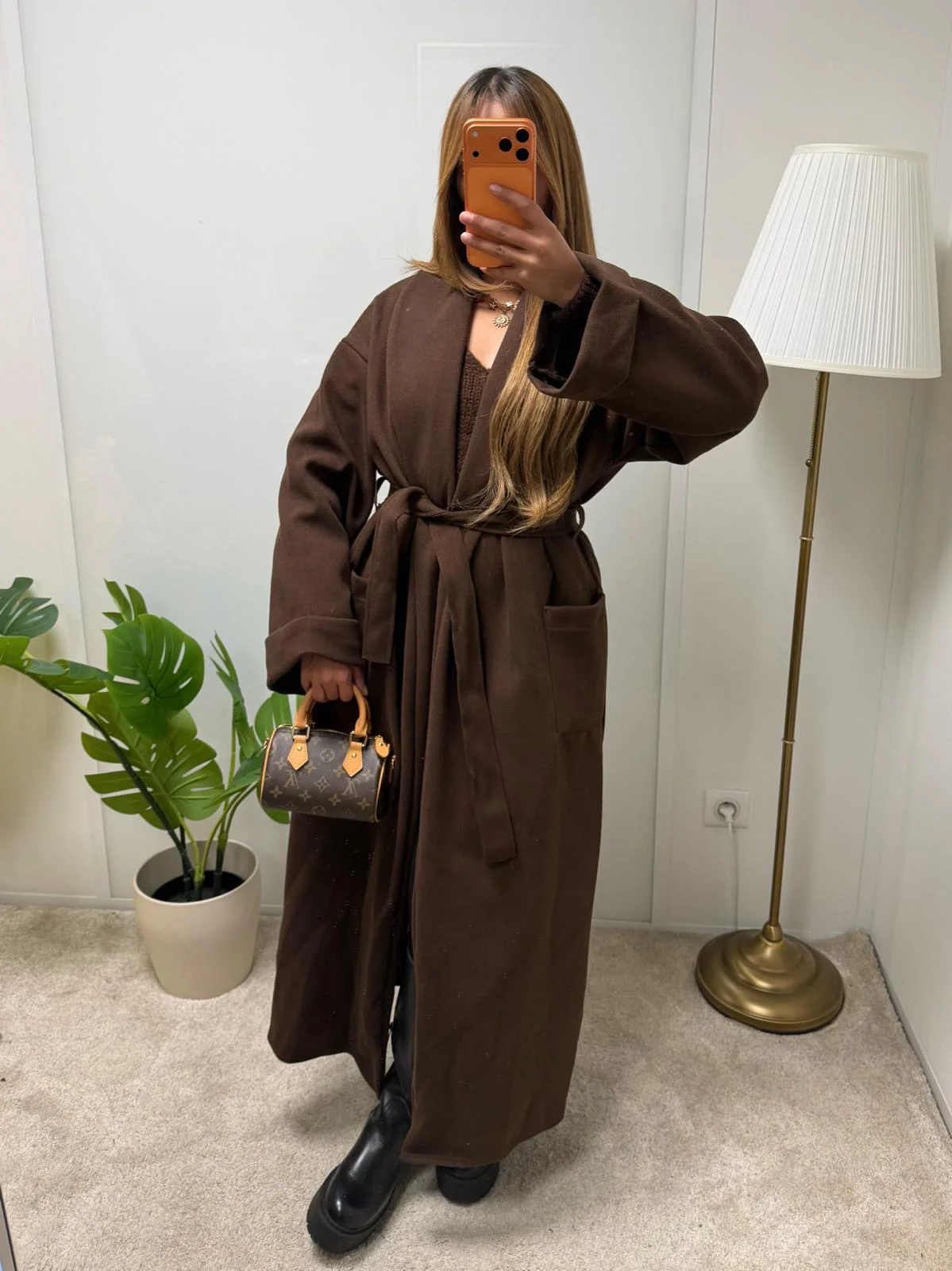 Trench Assia – Image 4