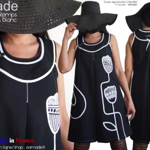 Robe noire blanc fleurie