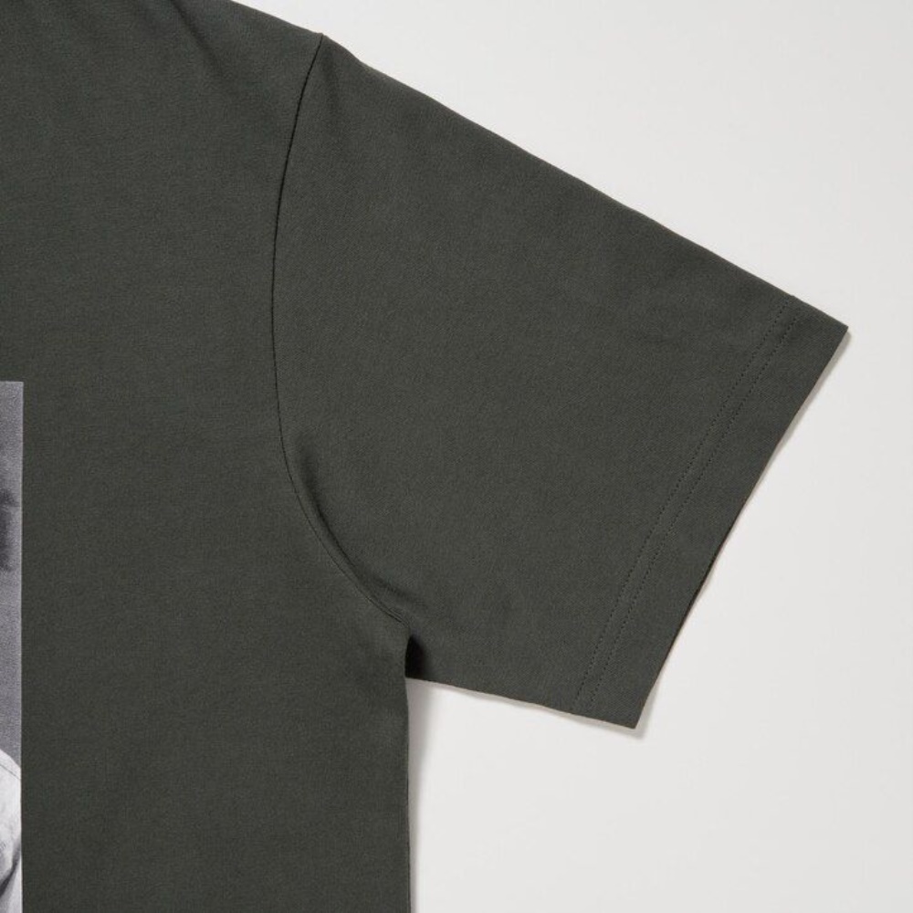 T Shirts Uniqlo Peace For All Graphique Jean Michel Basquiat And Christopher Makos Femme Grise Foncé G0732514 – Image 4